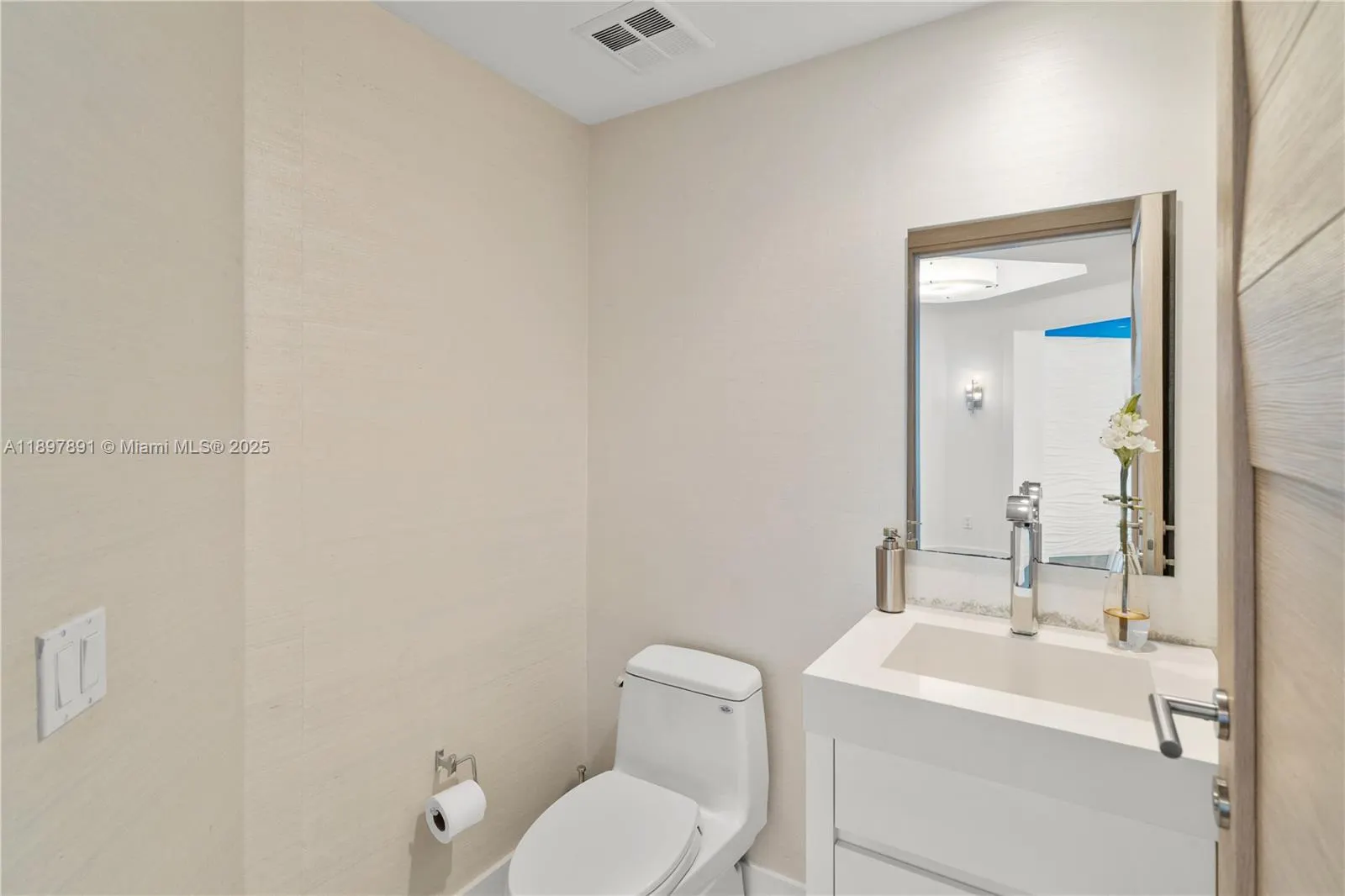 2711 S Ocean Dr, #2305