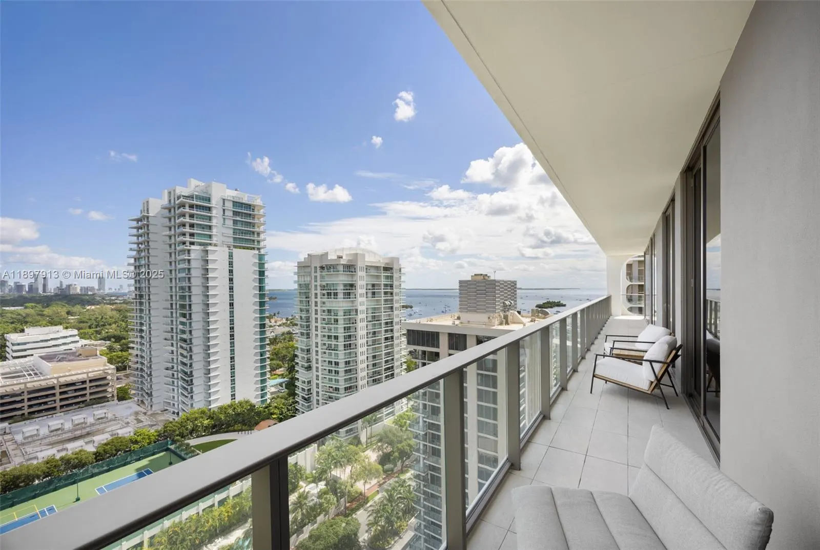 2678 Tigertail Ave, #1706