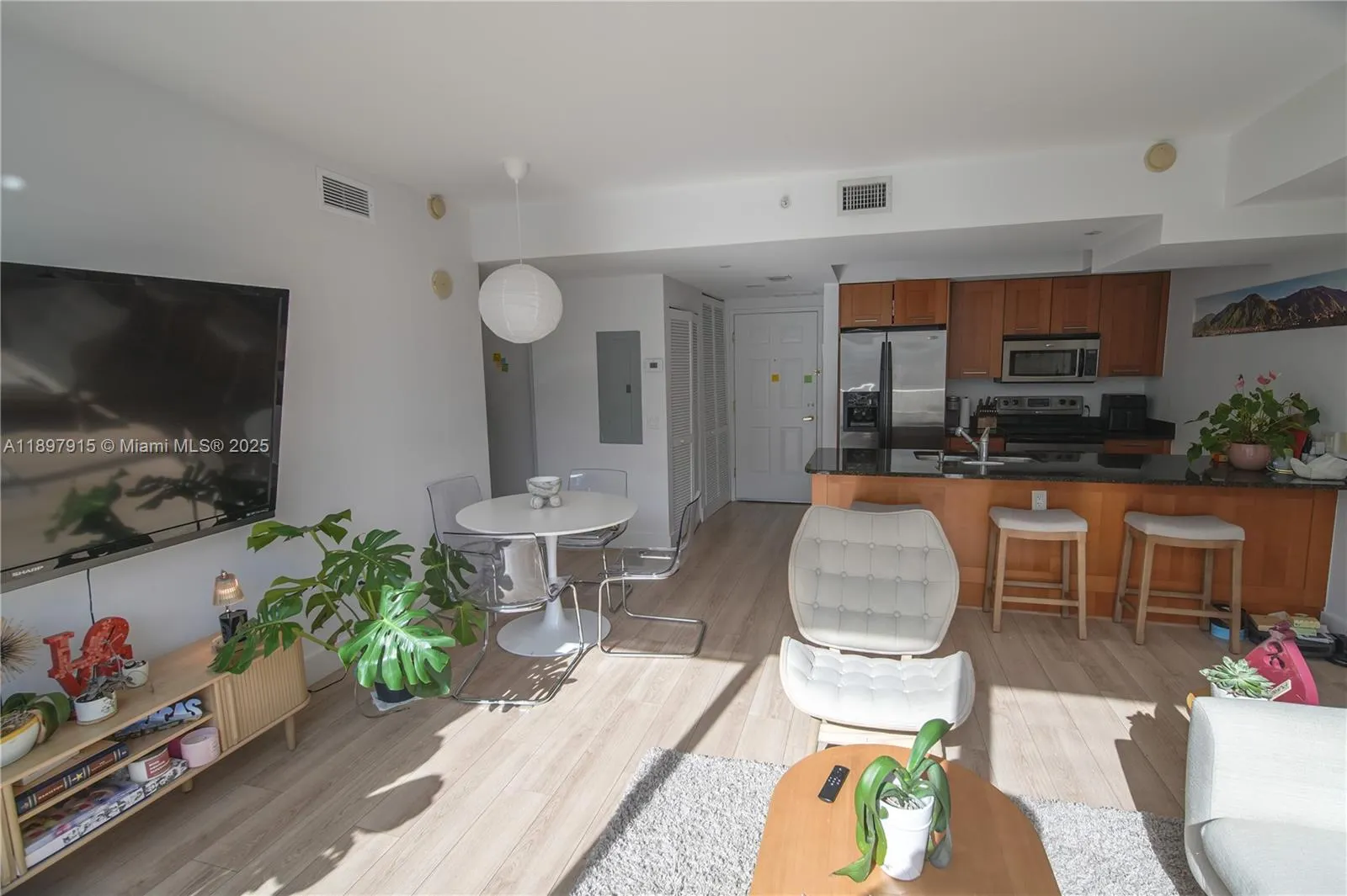 4100 Salzedo St, #916