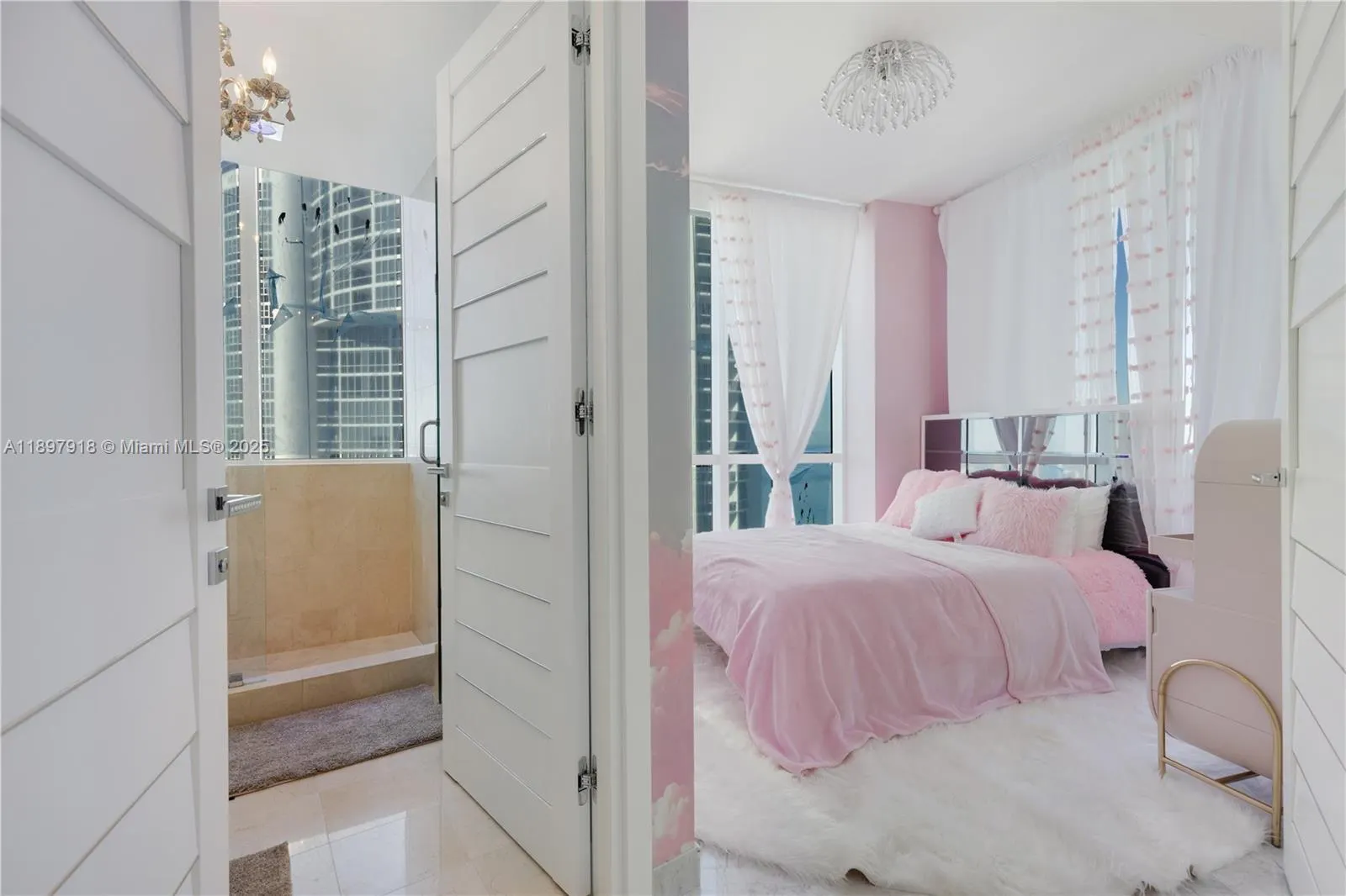 18101 Collins Ave, #4609