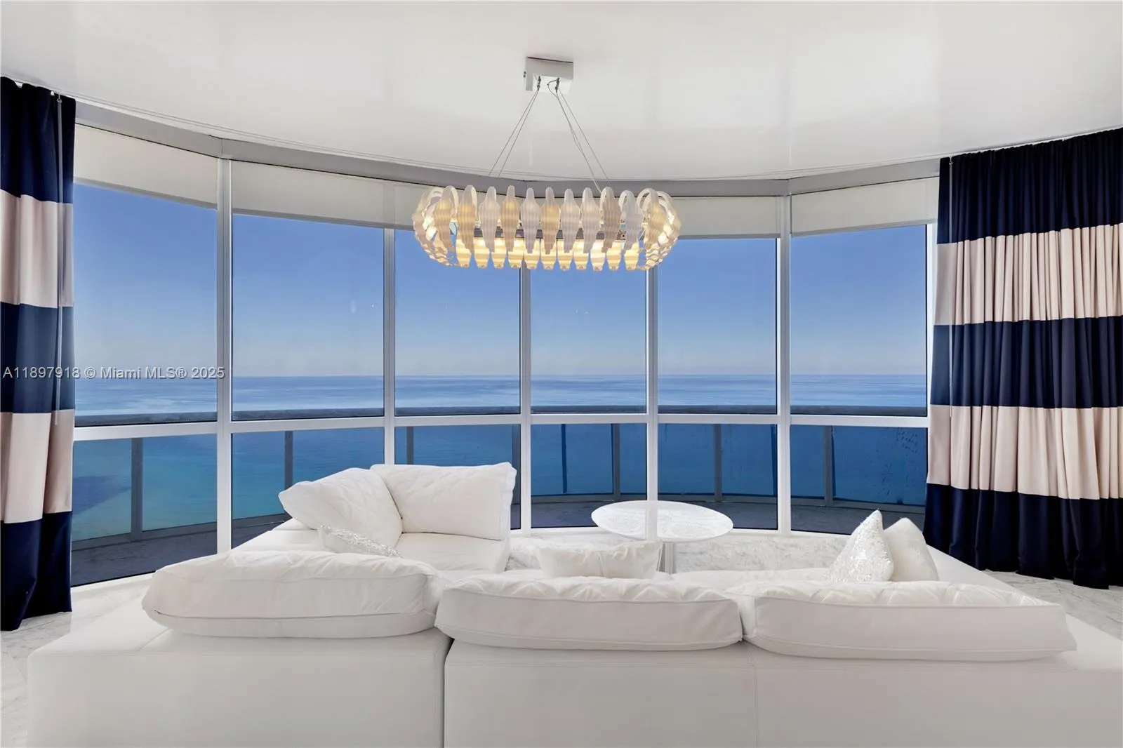 18101 Collins Ave, #4609