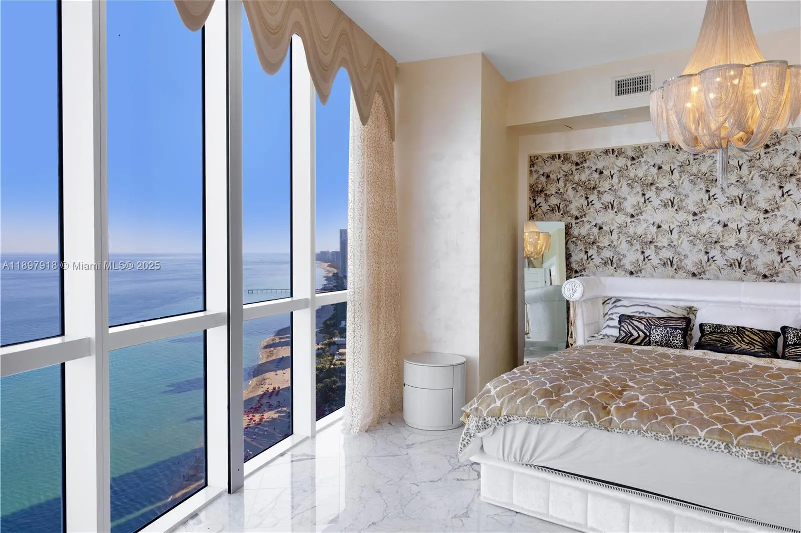 18101 Collins Ave, #4609