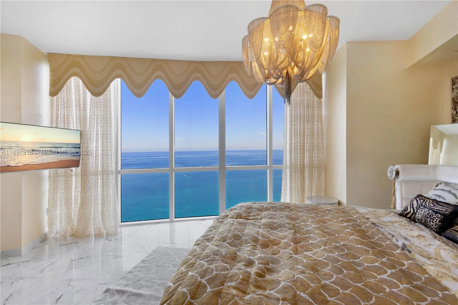 18101 Collins Ave, #4609
