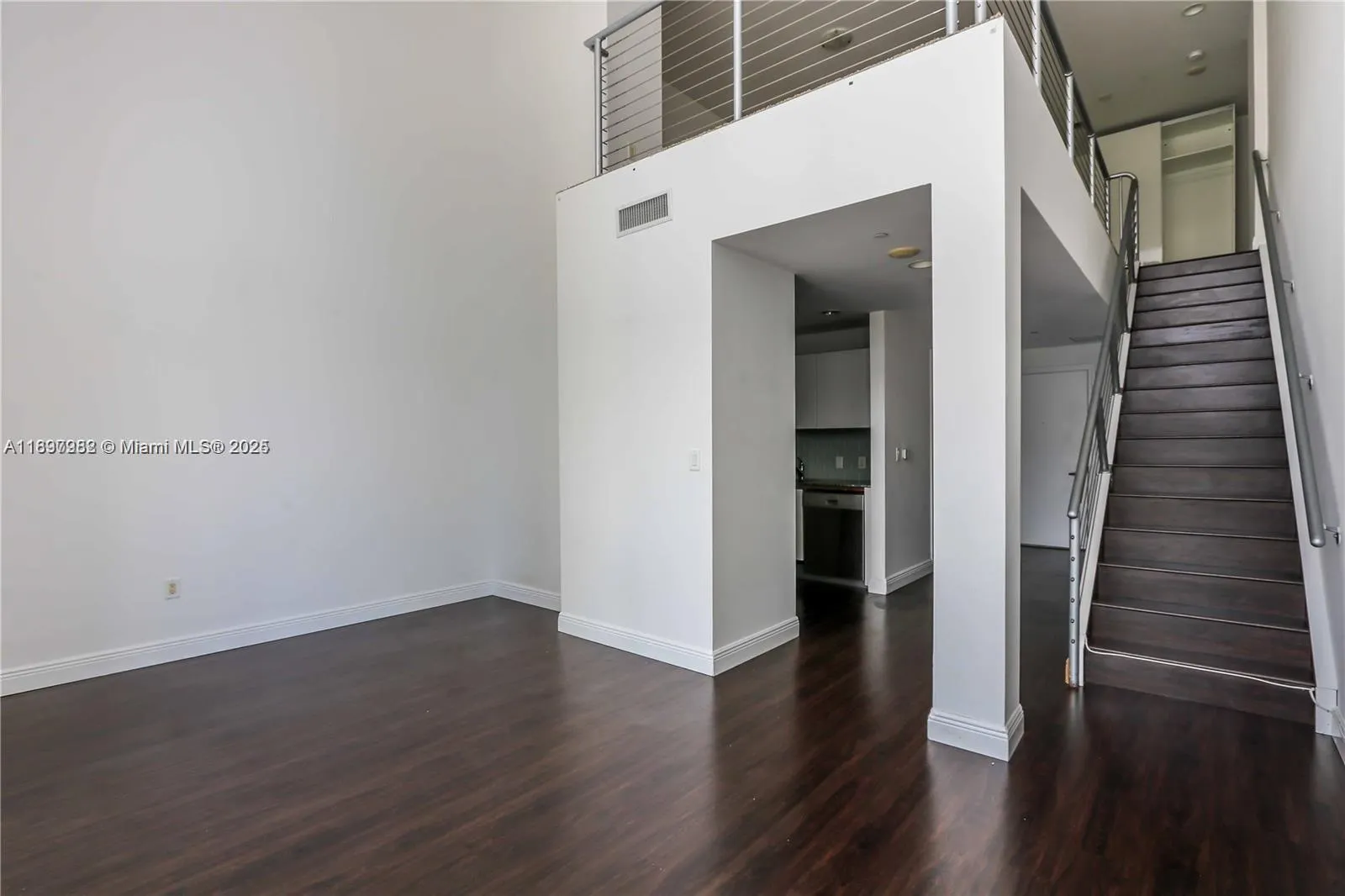 1050 Brickell Ave, #414