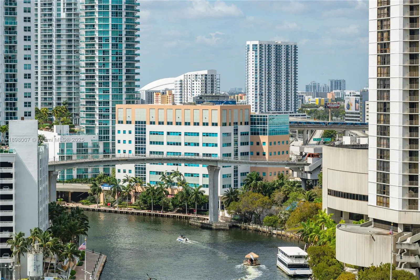 465 Brickell Ave, #1602