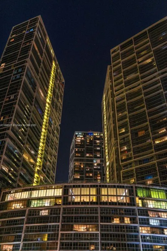 465 Brickell Ave, #1602