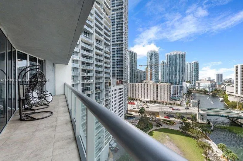 465 Brickell Ave, #1602