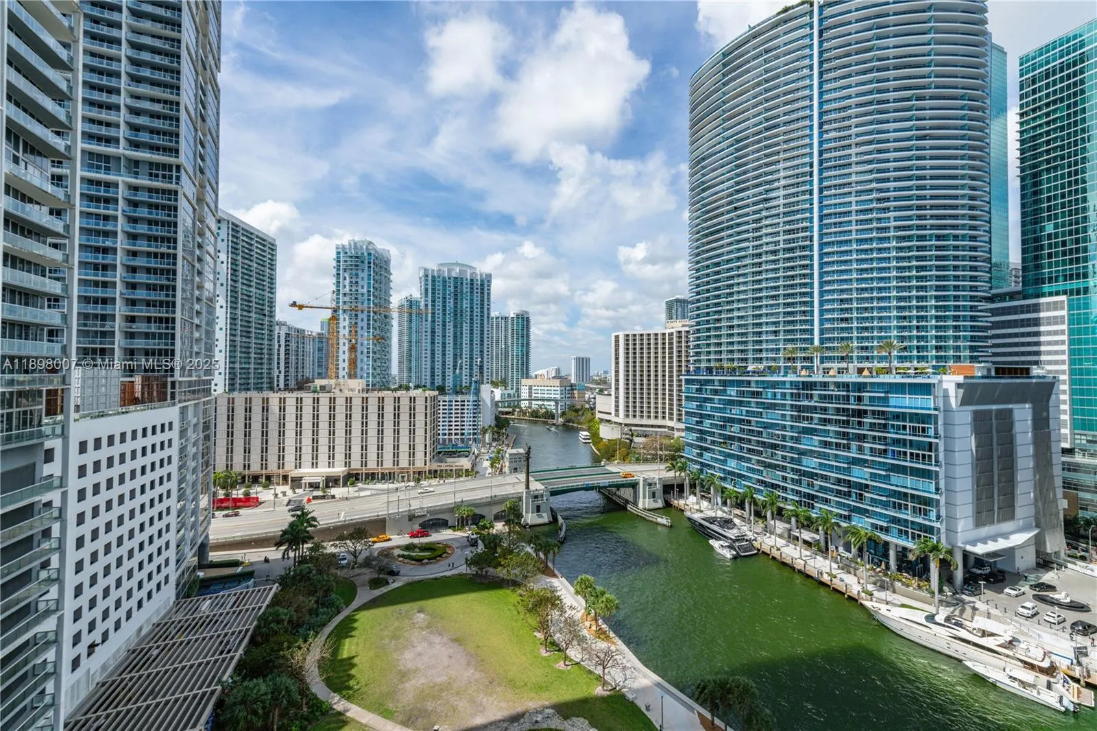 465 Brickell Ave, #1602