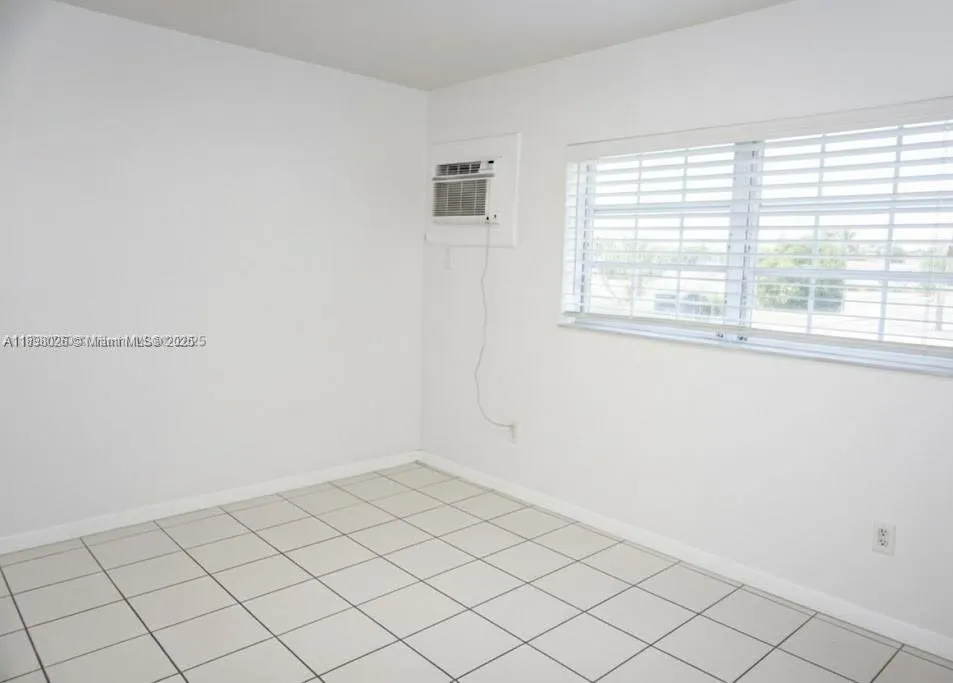 6565 Santona St, #B5