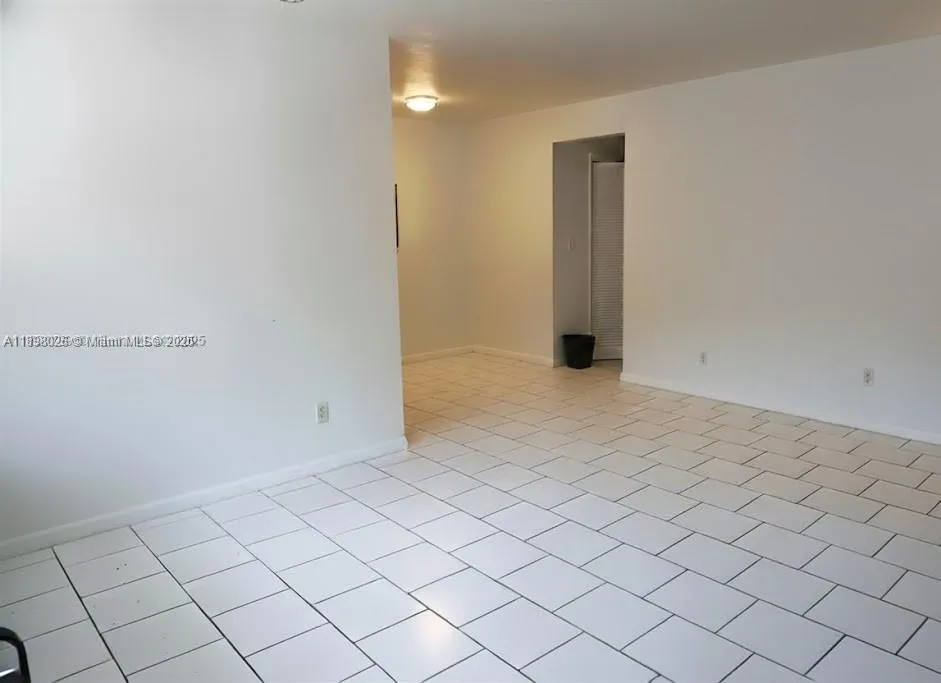 6565 Santona St, #B5