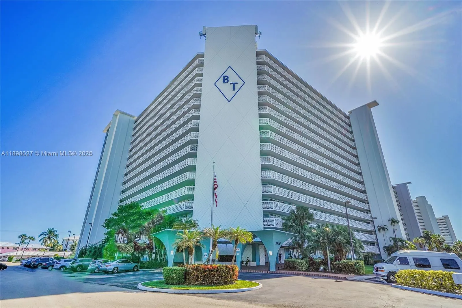 1900 S Ocean Dr, #406