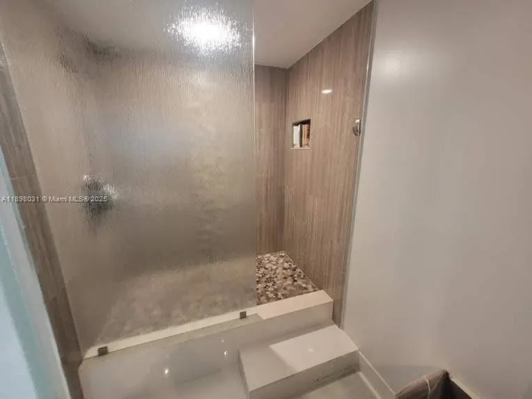 18071 Biscayne Blvd, #1801