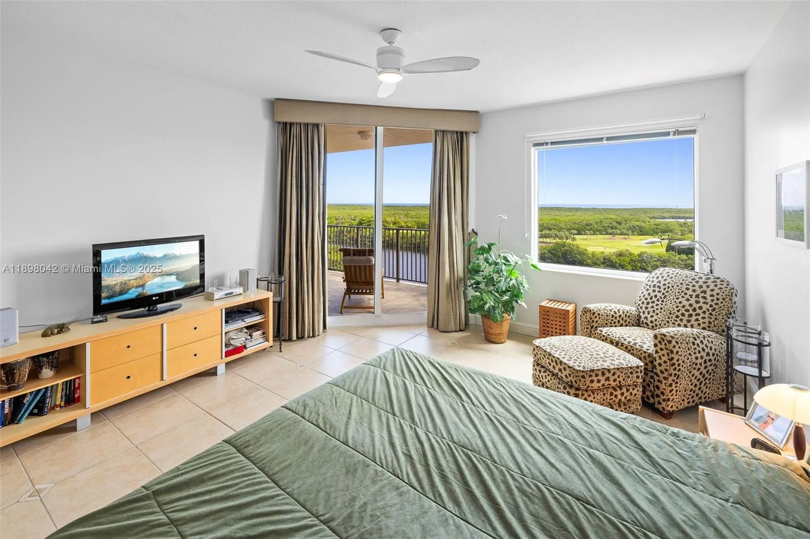 13627 Deering Bay Dr, #1002