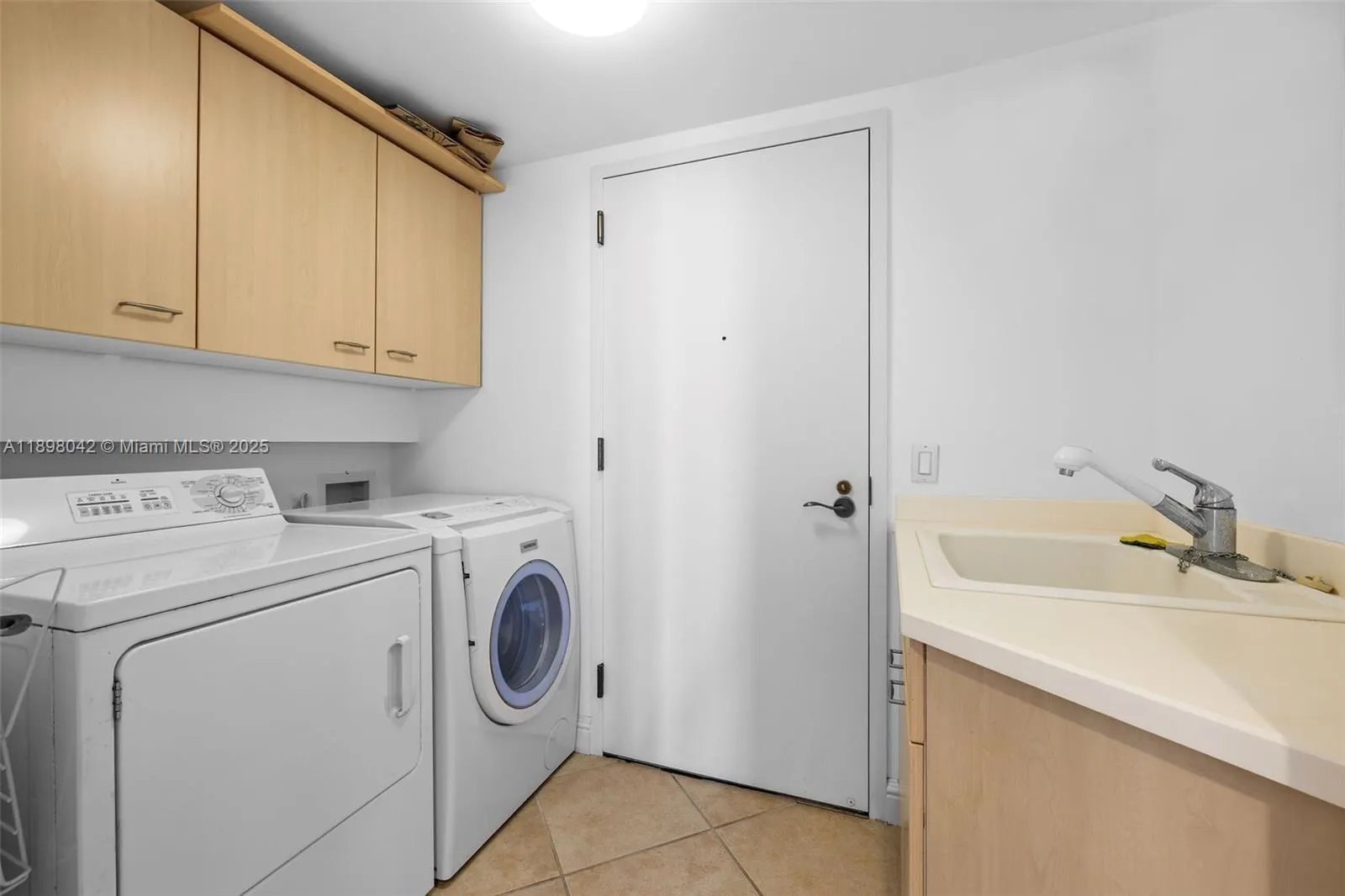 13627 Deering Bay Dr, #1002