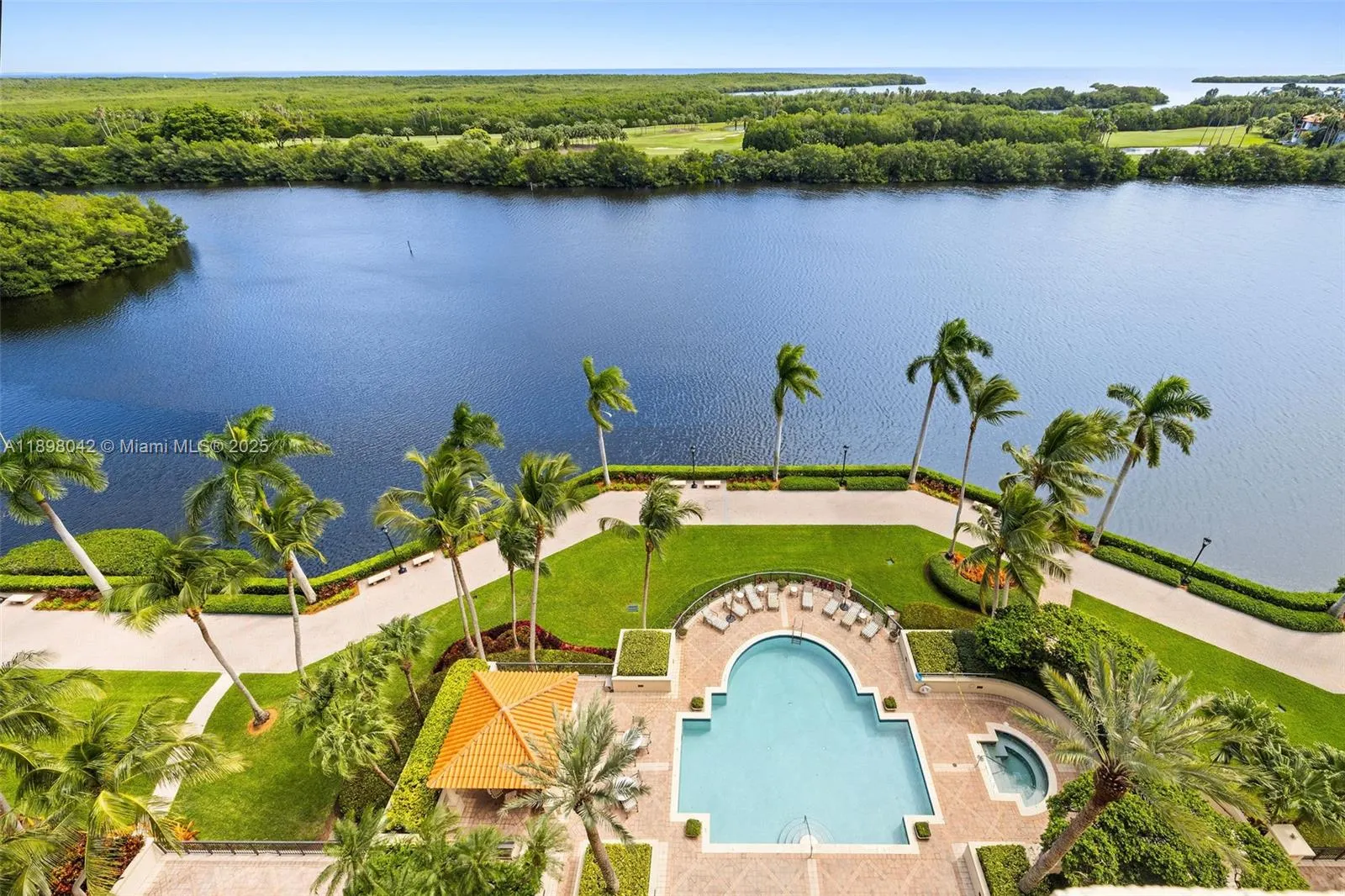 13627 Deering Bay Dr, #1002