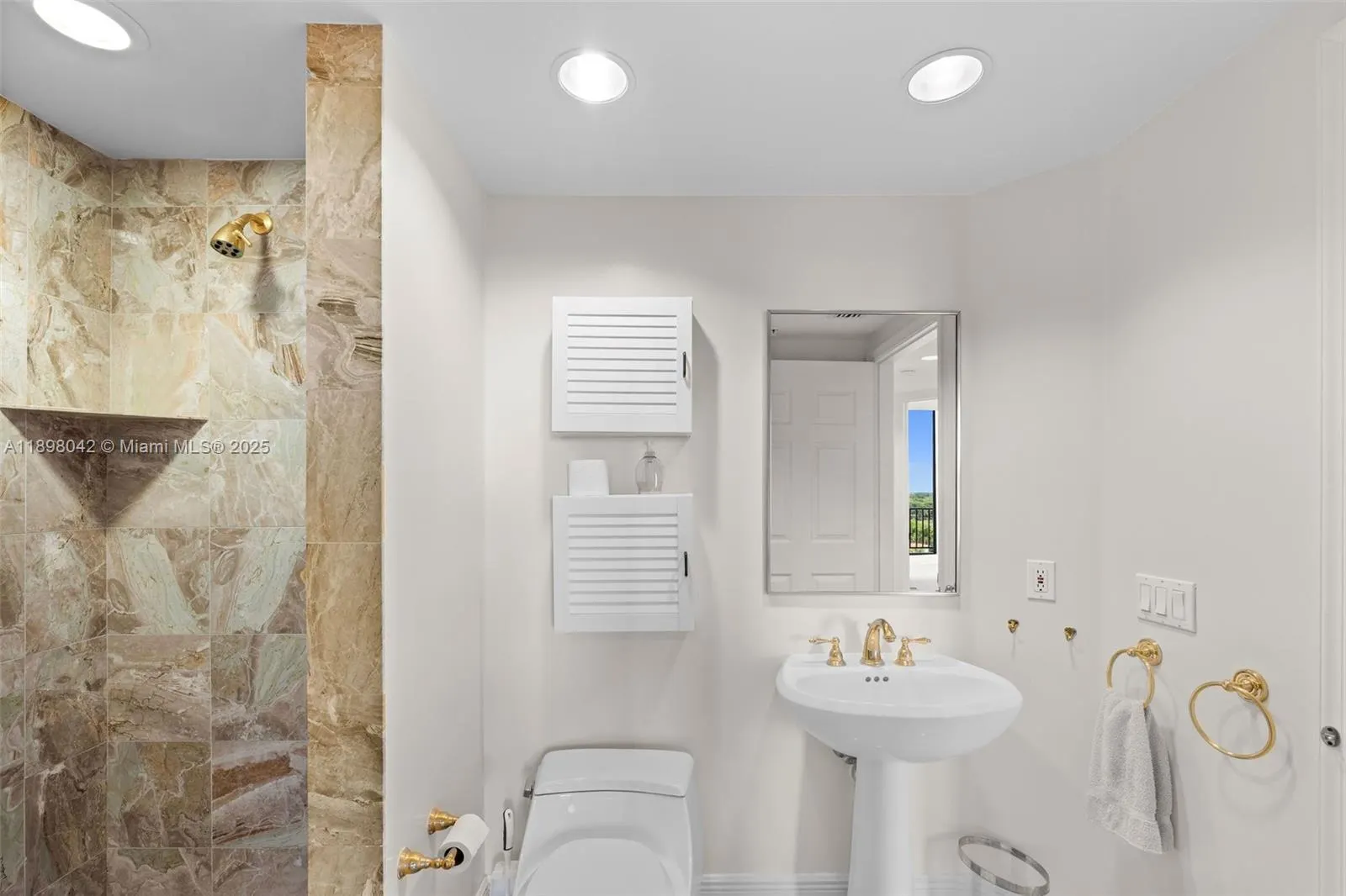 13627 Deering Bay Dr, #1002