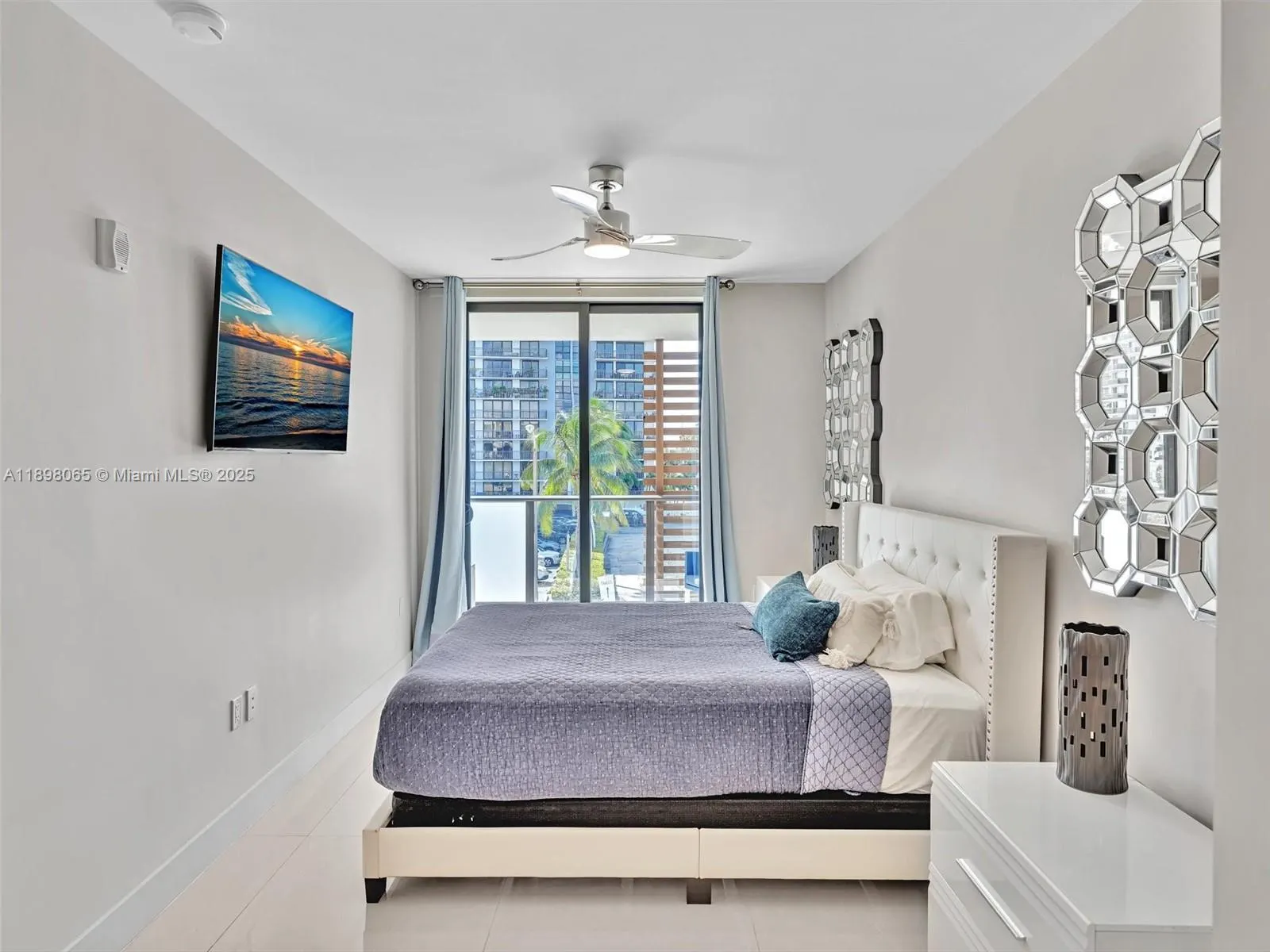 3040 N Ocean Blvd, #N103