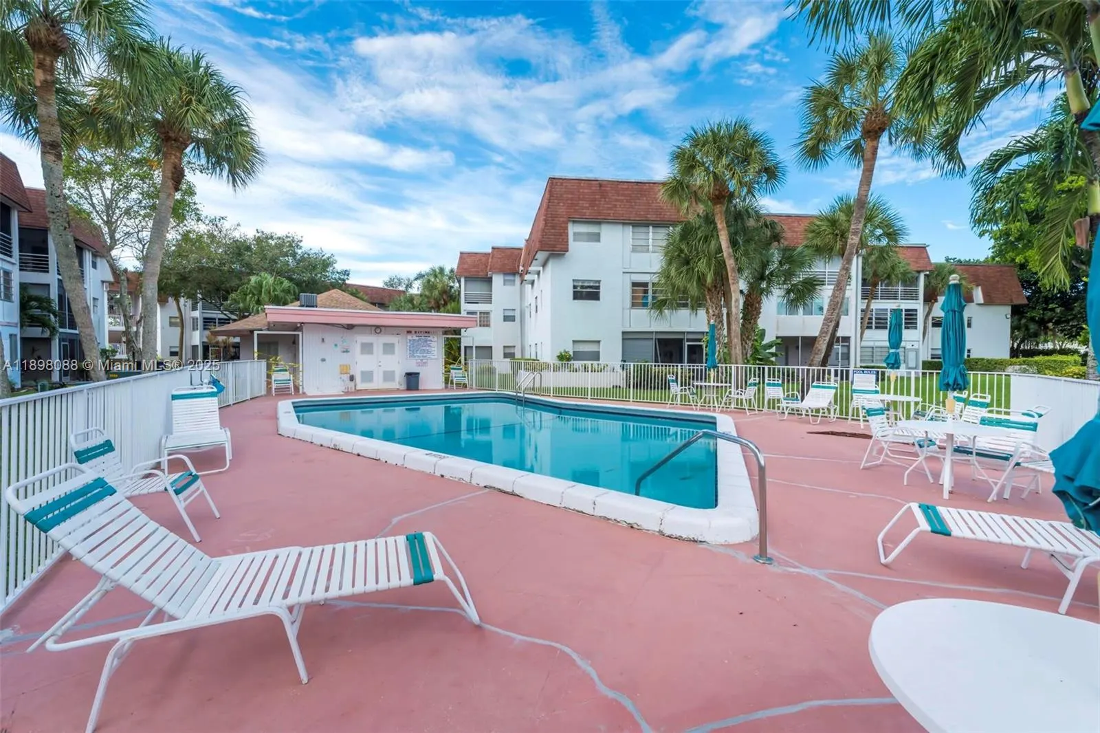 8002 Lagos De Campo Blvd, #B-101