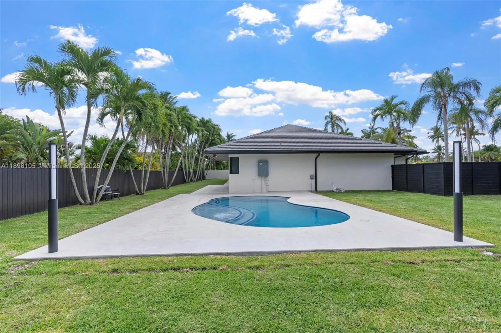 7755 SW 85th Ct