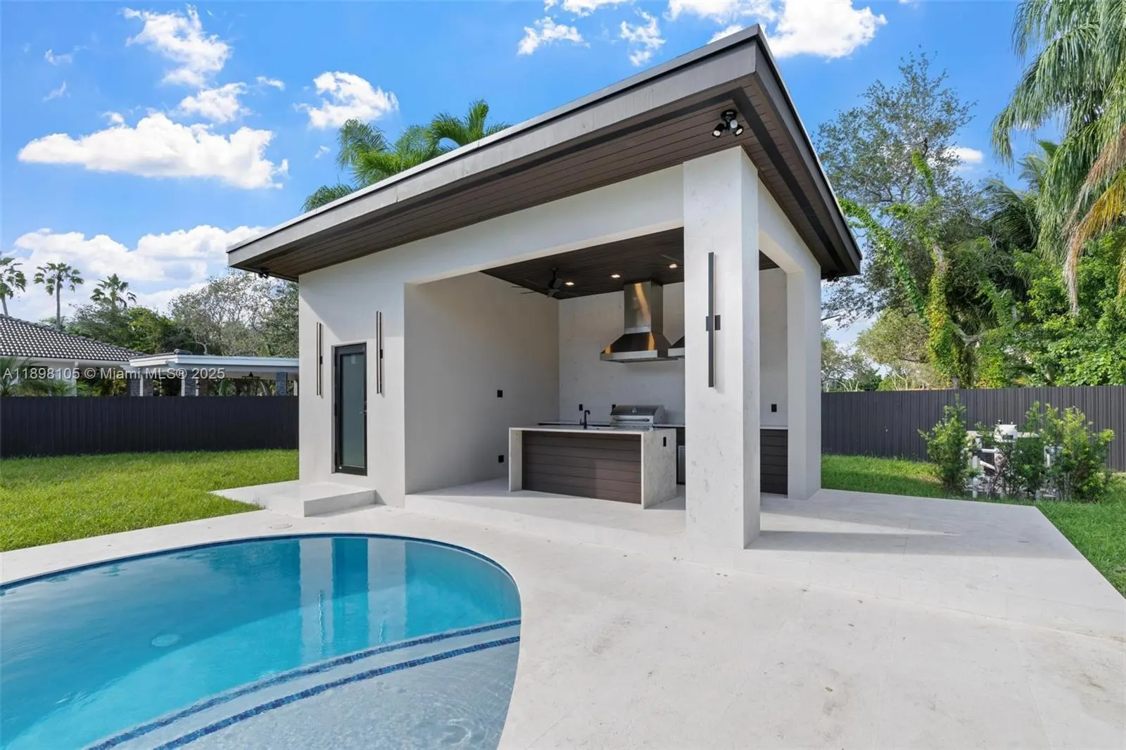 7755 SW 85th Ct