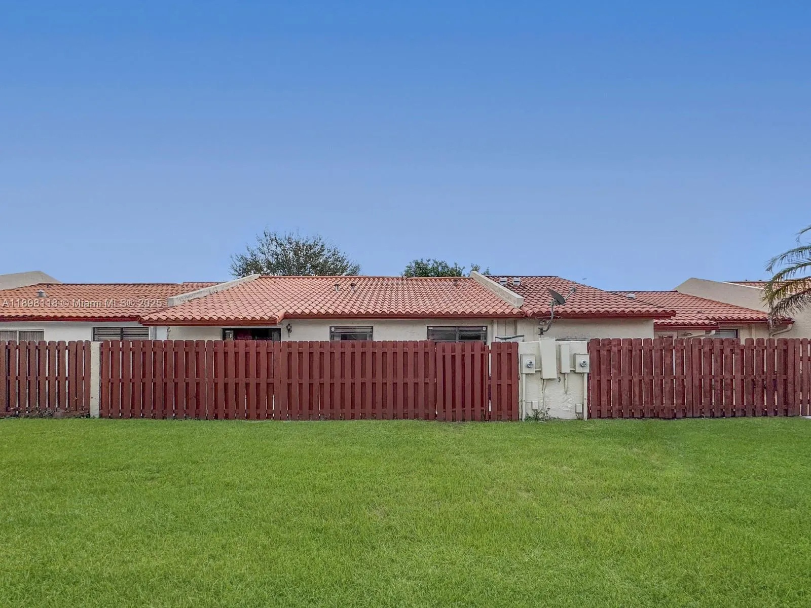 5919 SW 112th Ter