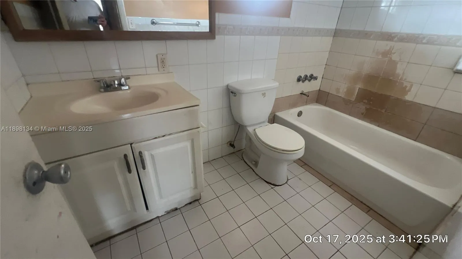 301 NW 177th St, #141