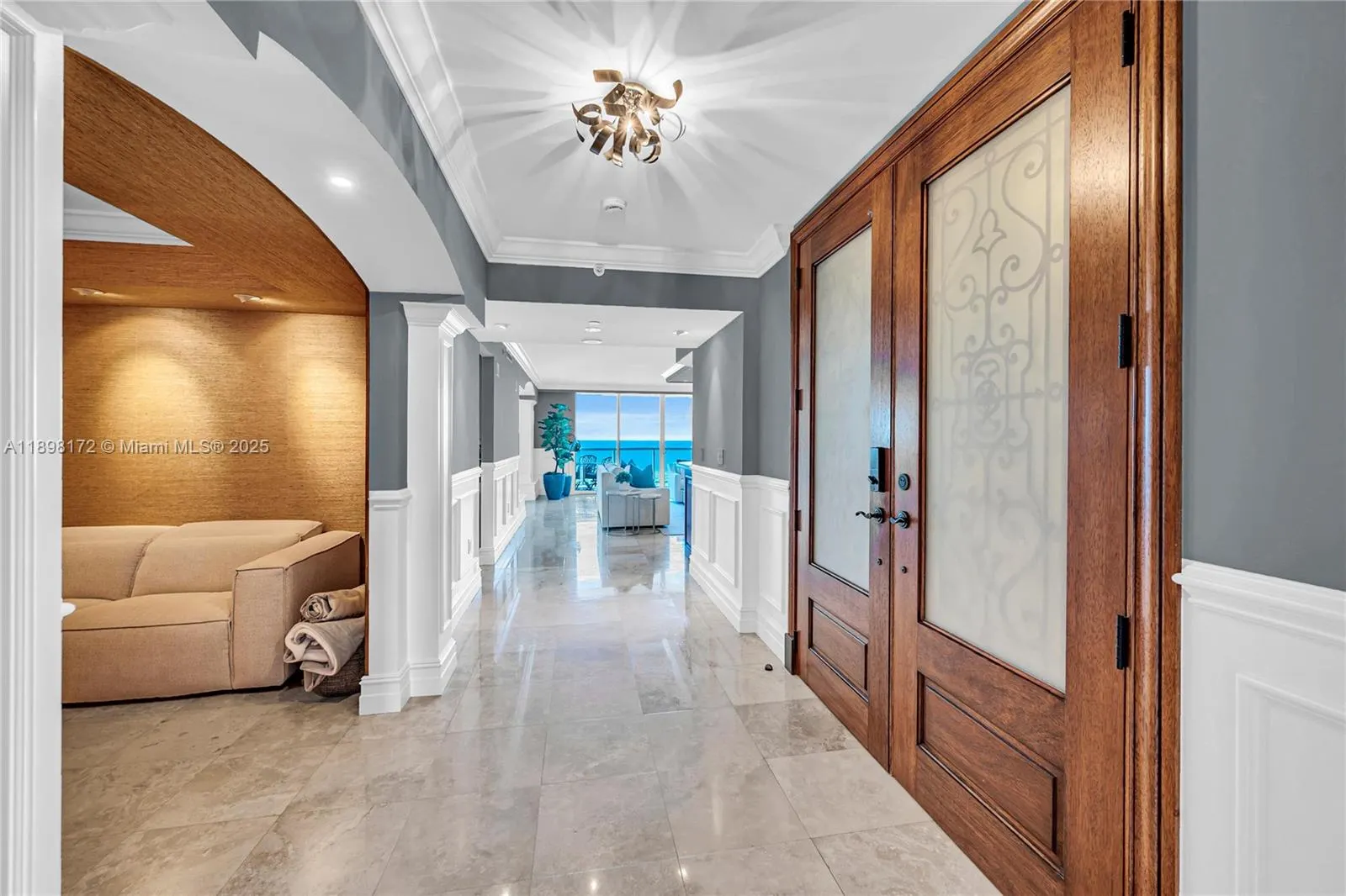 20201 E Country Club Dr, #1907