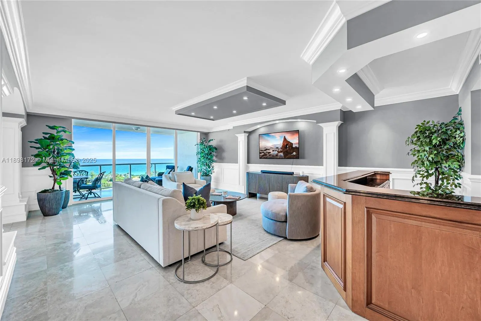 20201 E Country Club Dr, #1907