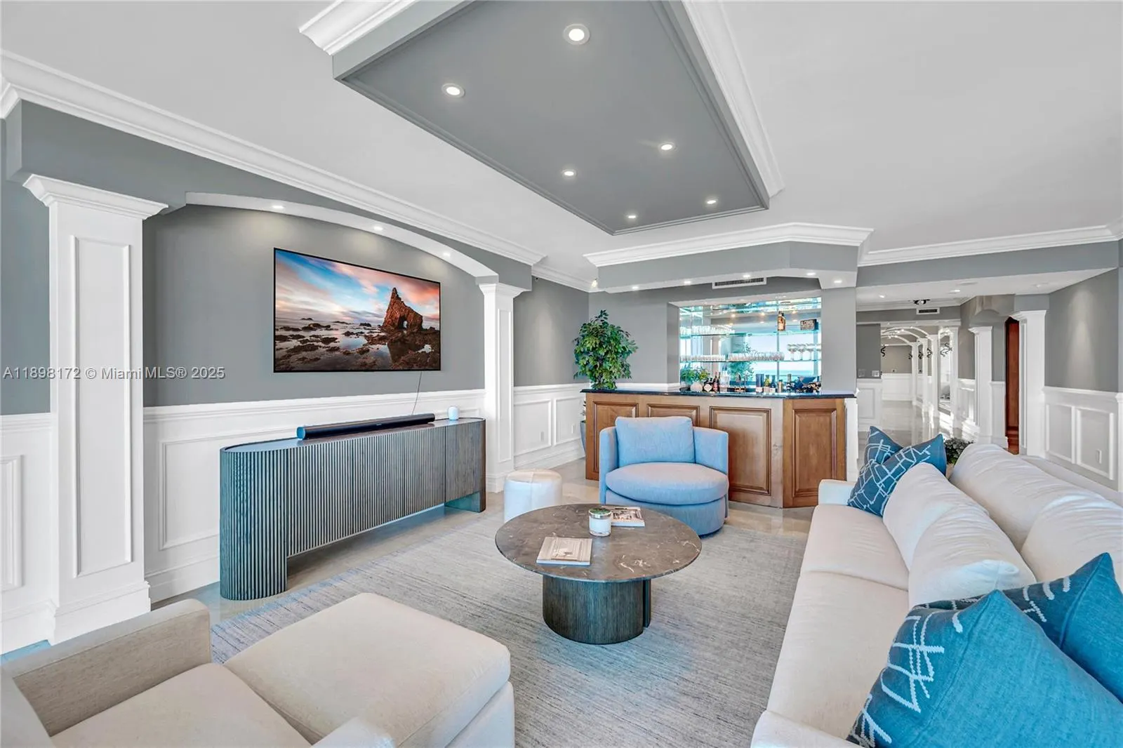 20201 E Country Club Dr, #1907