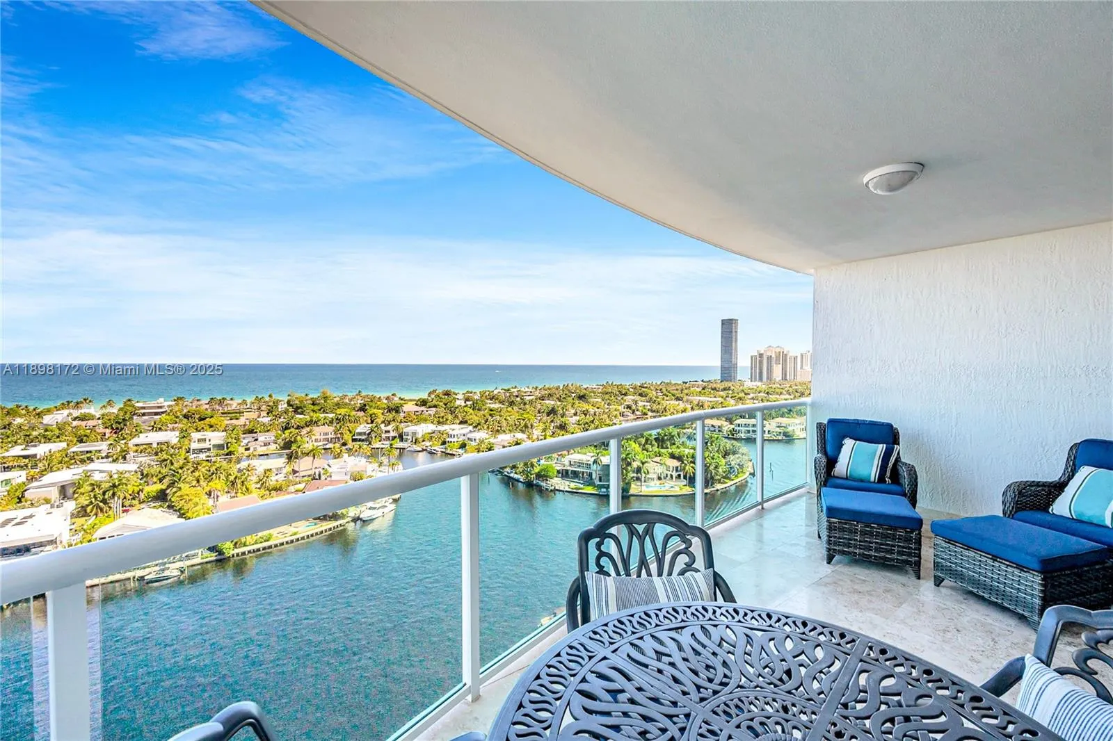 20201 E Country Club Dr, #1907