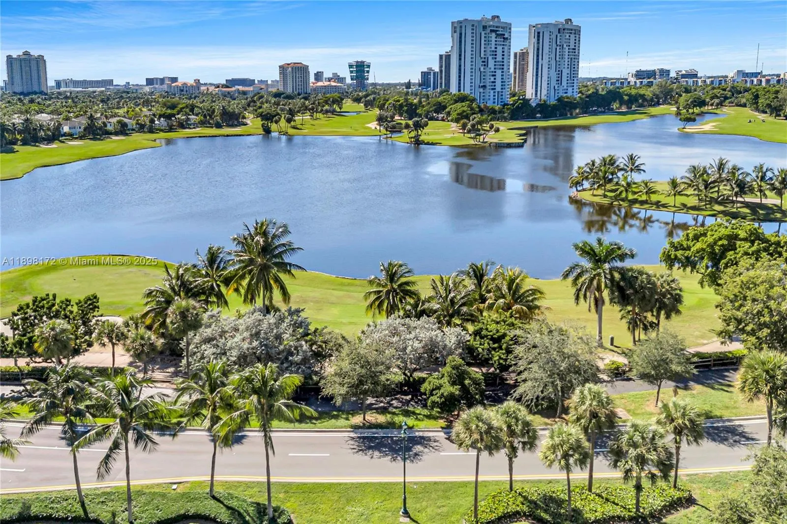 20201 E Country Club Dr, #1907