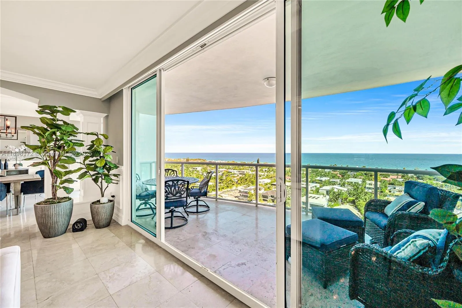 20201 E Country Club Dr, #1907