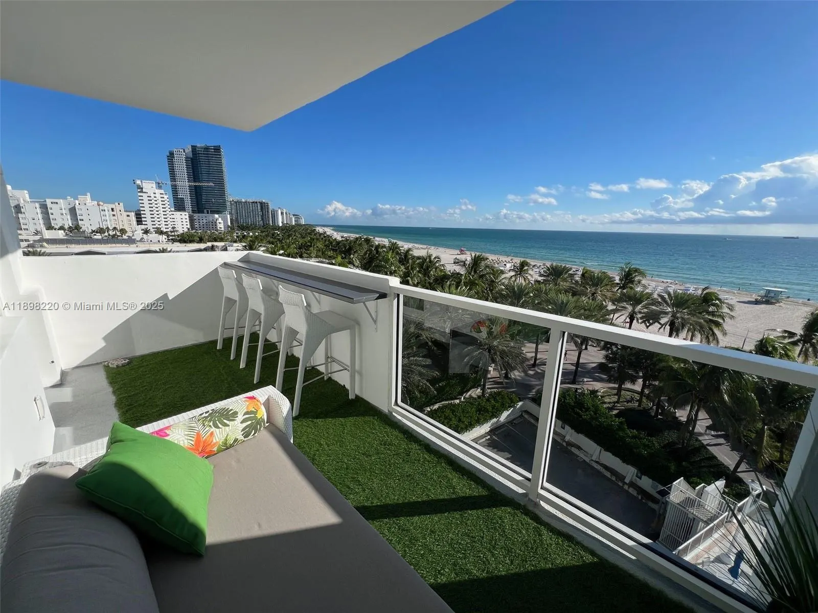 100 Lincoln Rd, #747