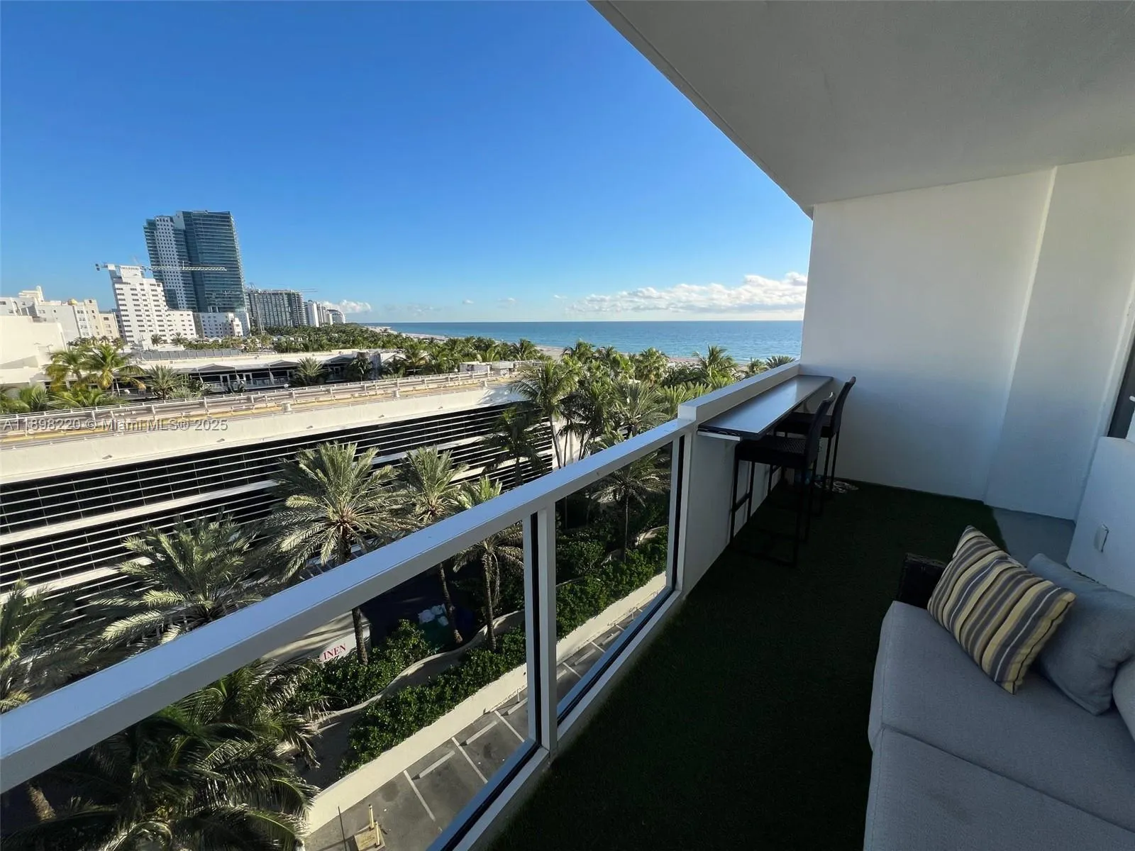 100 Lincoln Rd, #747