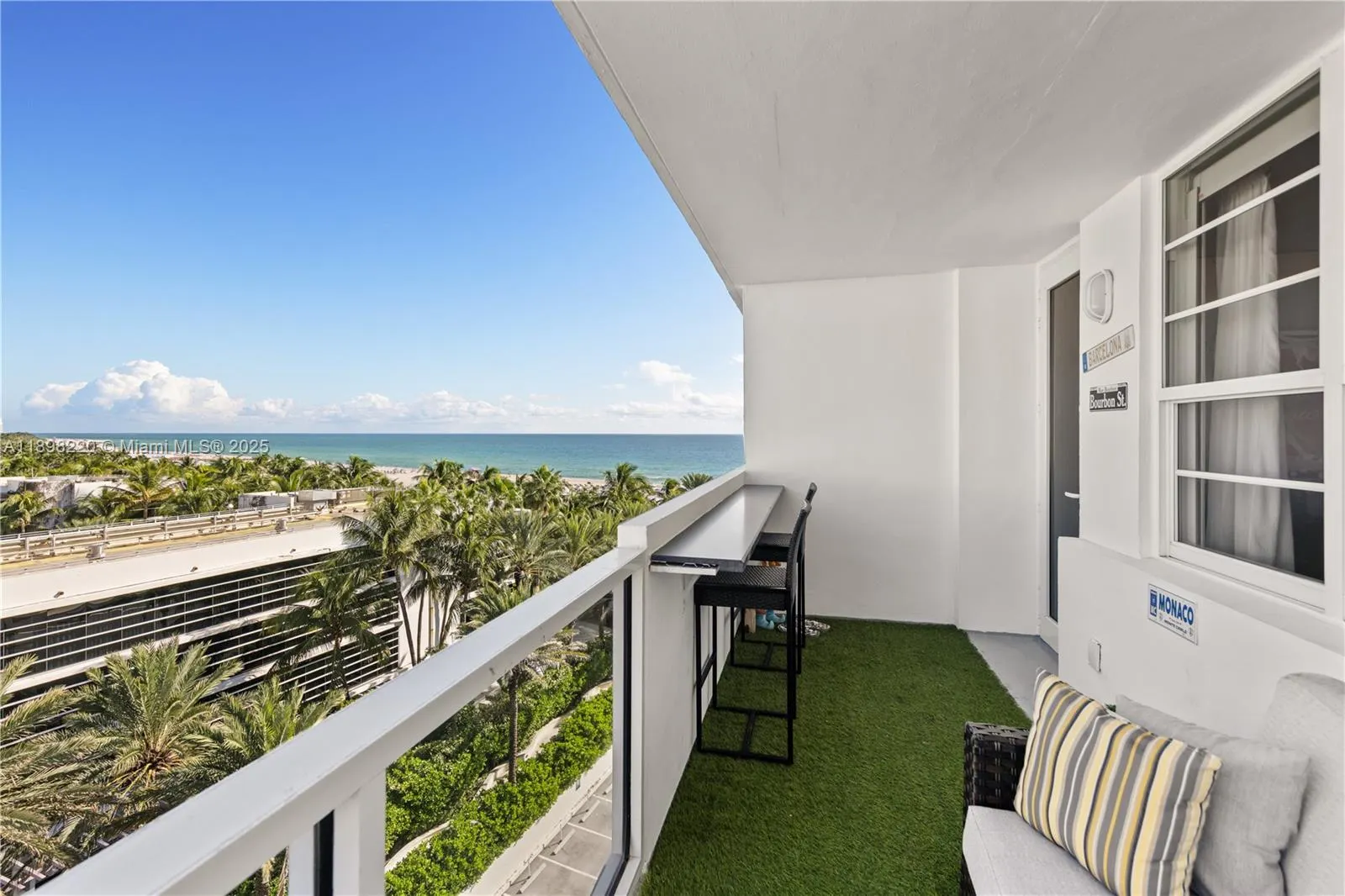100 Lincoln Rd, #747