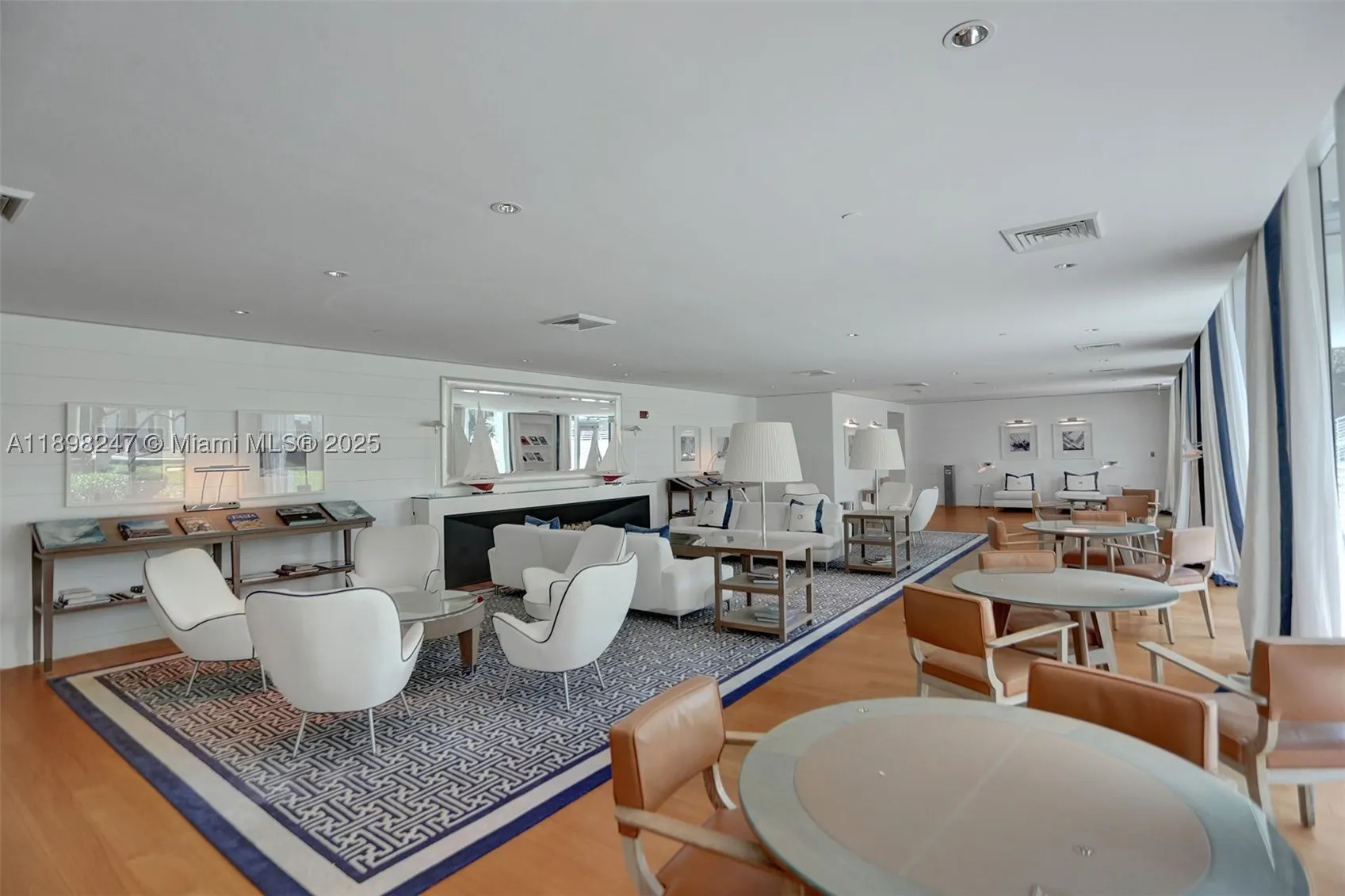 2627 S Bayshore Dr #506