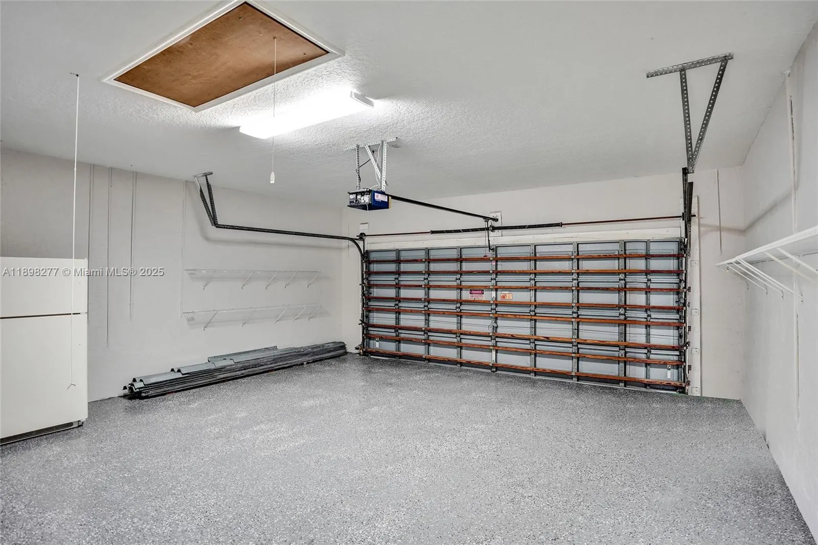2553 Jardin Mnr