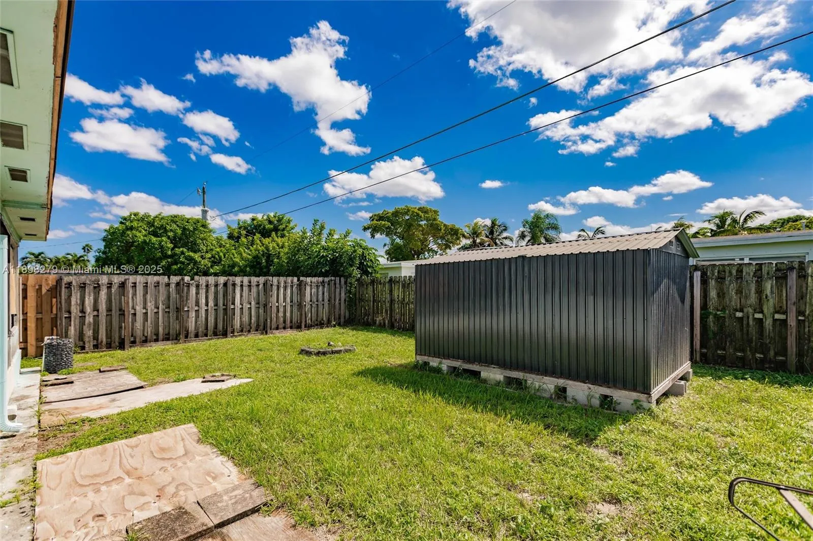 8480 NW 29th St