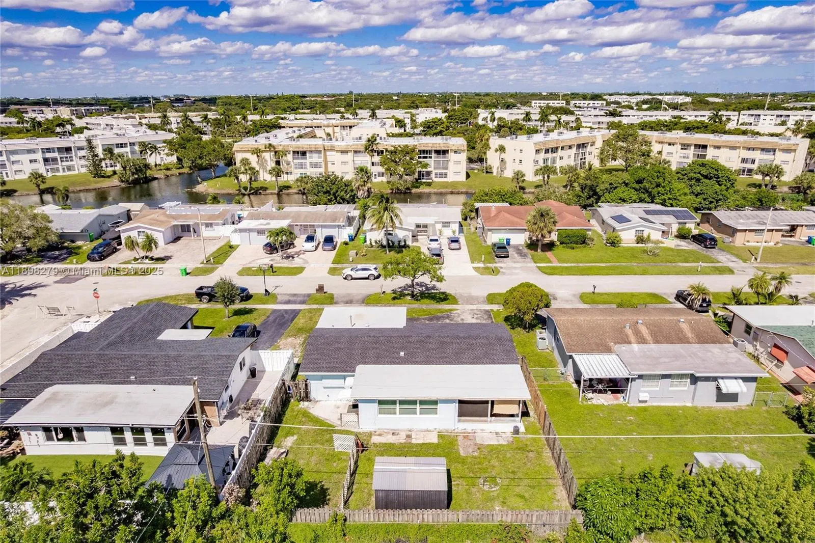 8480 NW 29th St