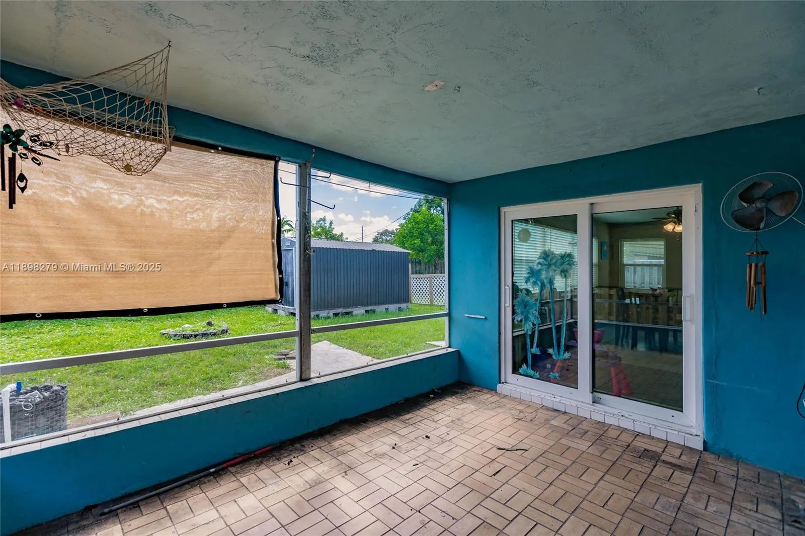8480 NW 29th St