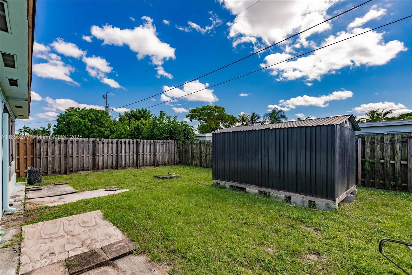 8480 NW 29th St