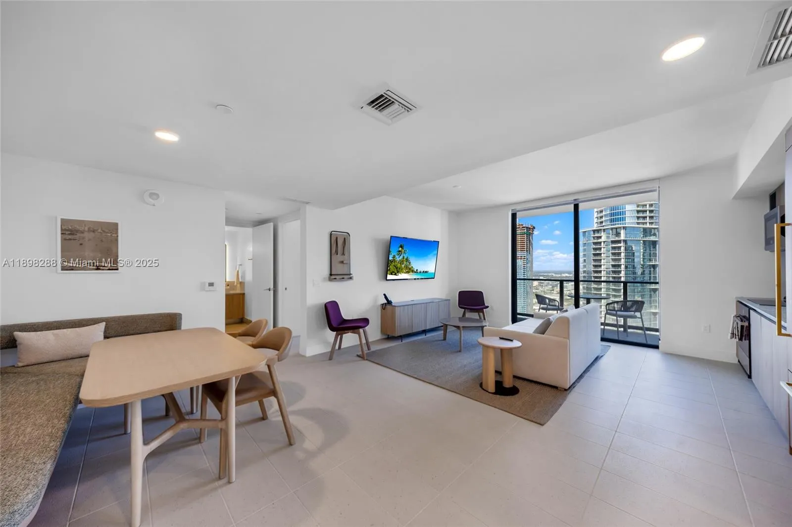 159 NE 6th St, #4201