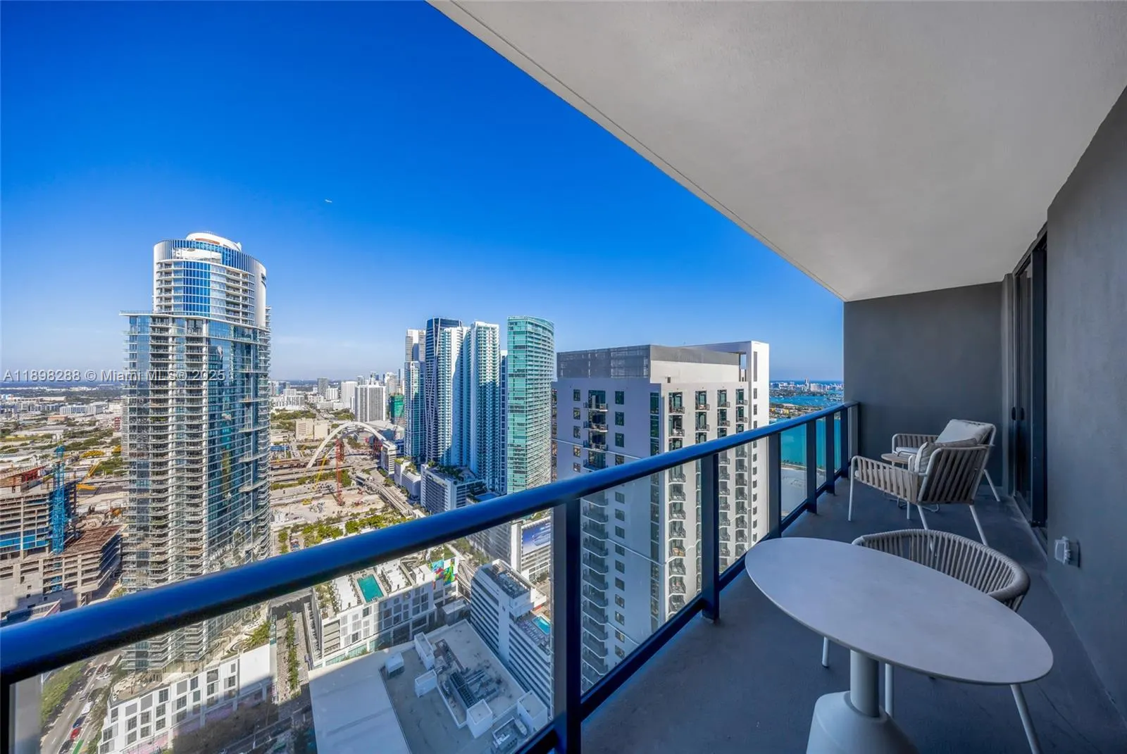 159 NE 6th St, #4201