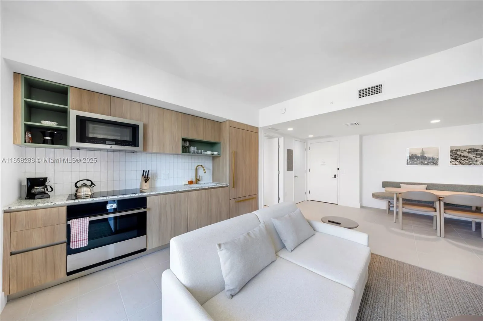 159 NE 6th St, #4201