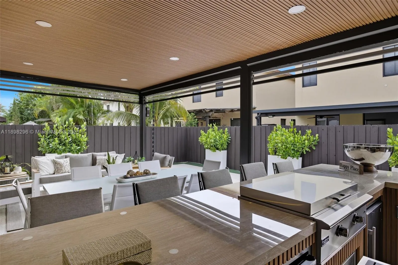 8870 NW 99th Path