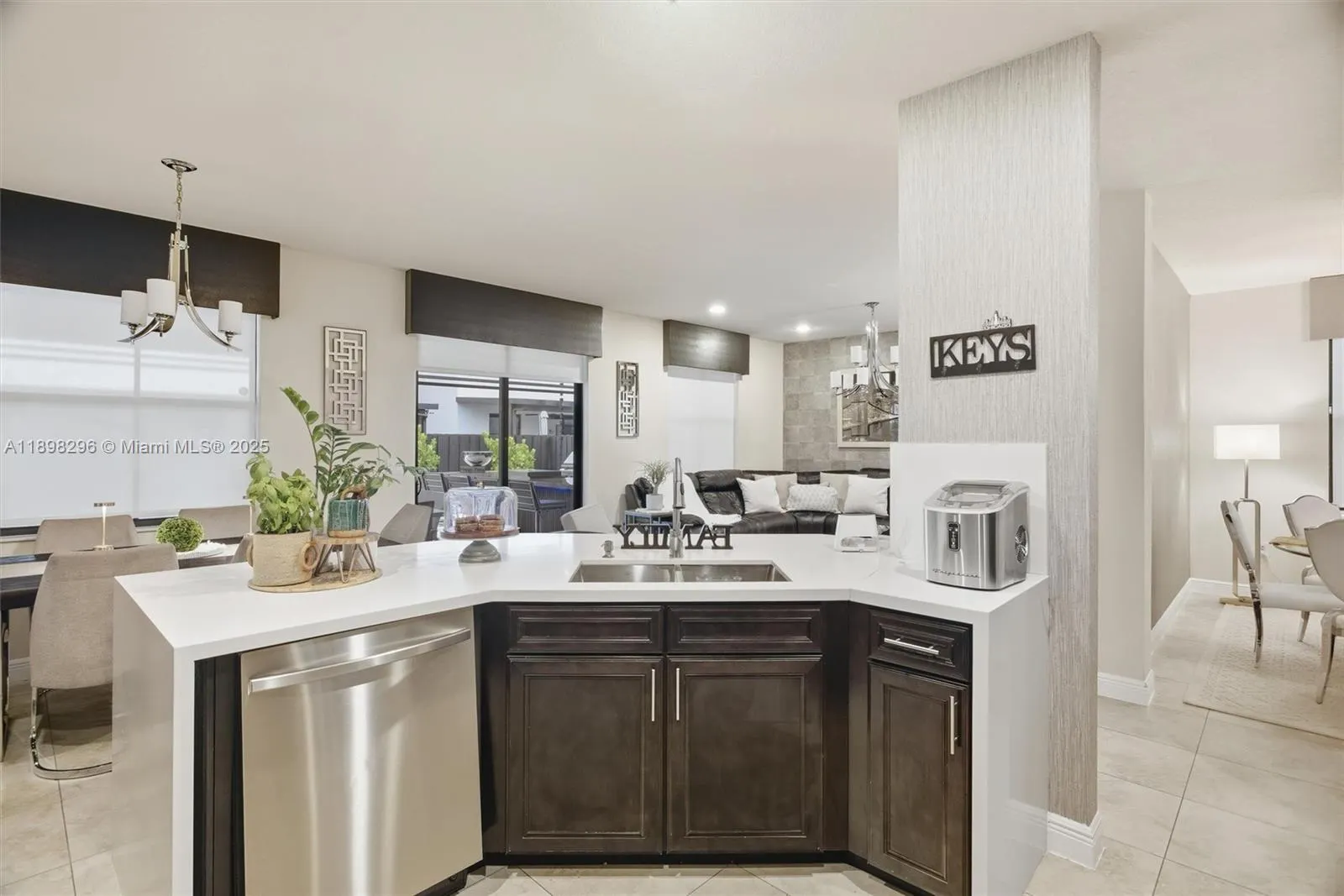 8870 NW 99th Path
