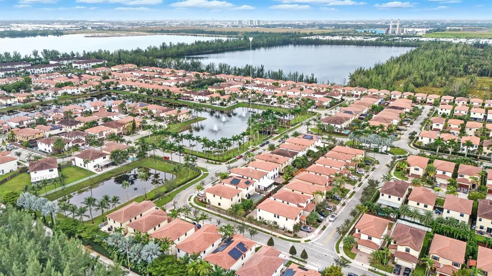 8870 NW 99th Path