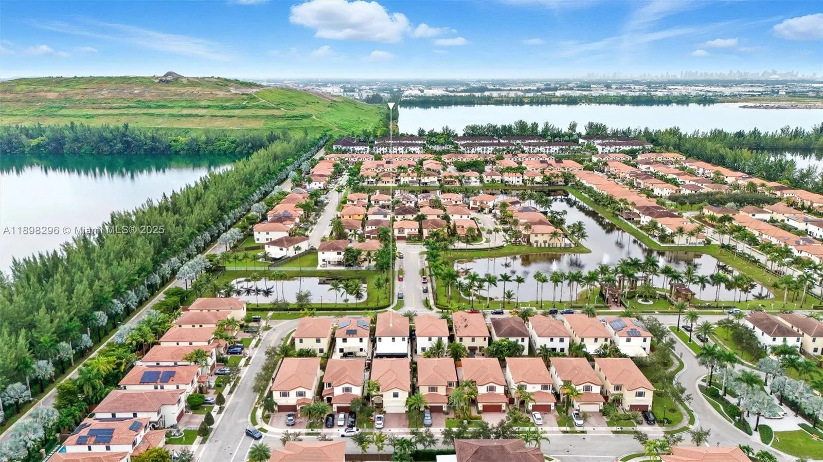 8870 NW 99th Path