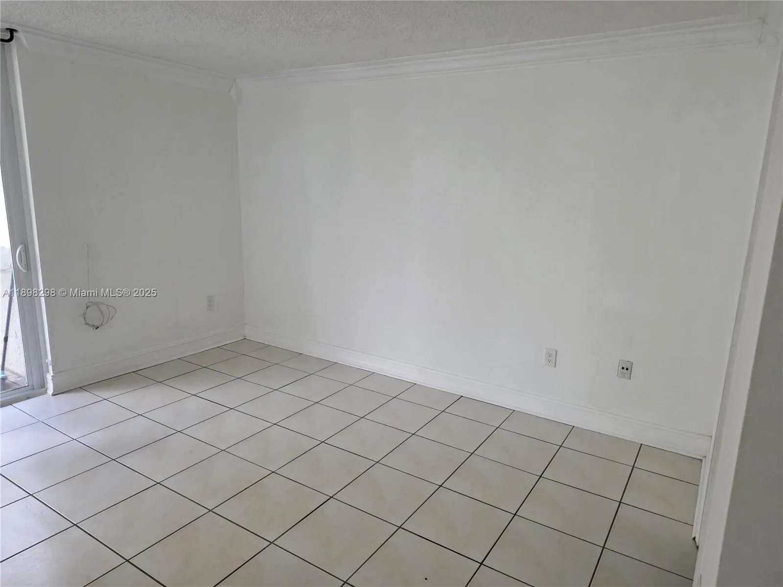 10000 NW 80th Ct, #2301