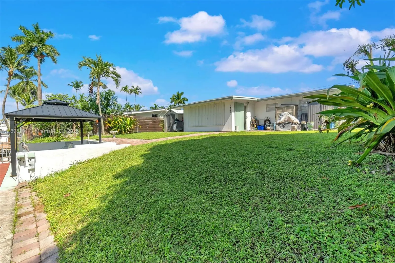 2631 Flamingo Ln